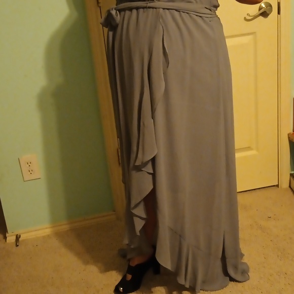 Dress - Picture 6 of 6